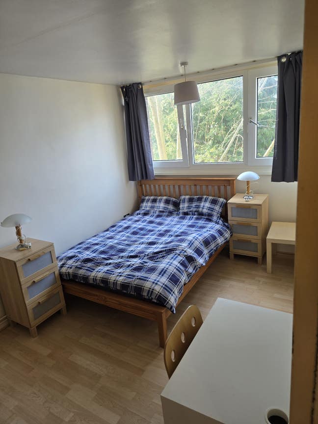 Nice double rooms available in Roehampton Main Photo