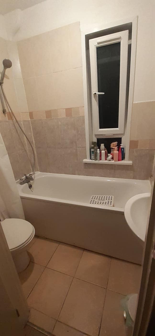 SEMI self contained acc 15min walk London bridge  Main Photo