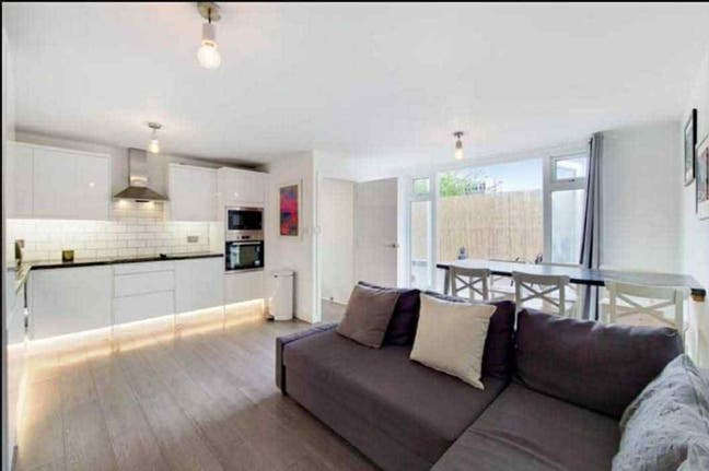 🏡 Double Room in Social Shadwell Flat Main Photo