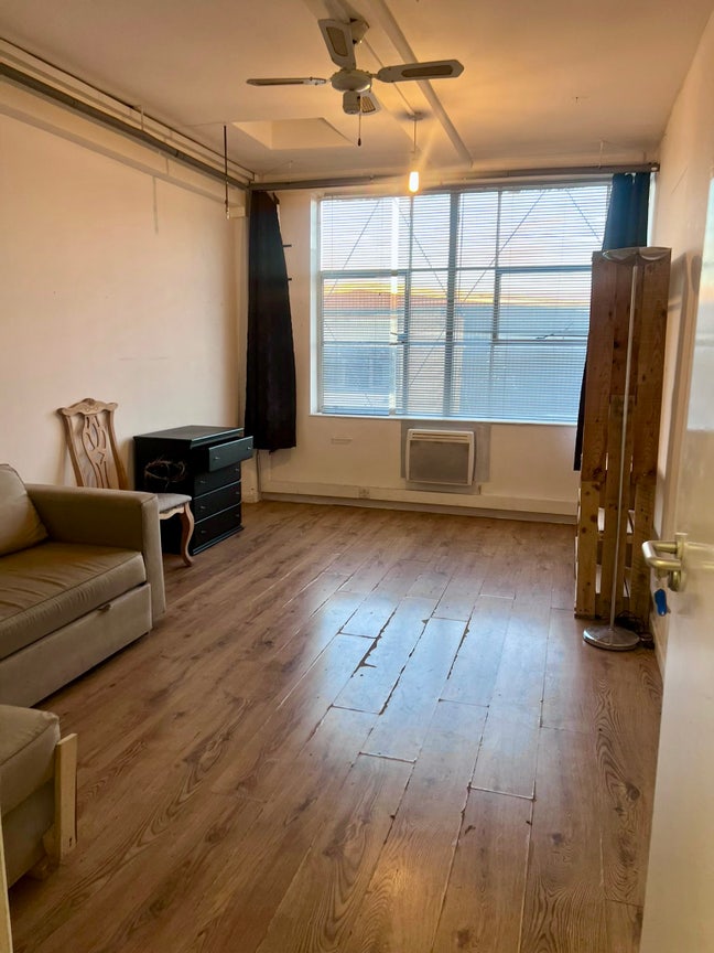 Bright Private Room for Rent N17 Main Photo