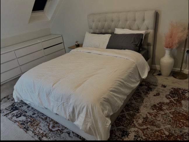 Stunning Double Ensuite Room  Main Photo