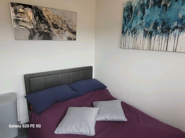 Double Room...Fully Furnished. All Bills Included. Main Photo