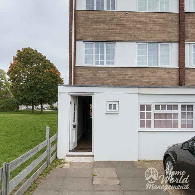  Spacious  Double Room for Rent in UB5  Main Photo