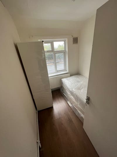 BOX ROOM - Do u need Short, Flexible or Long Stay? Main Photo