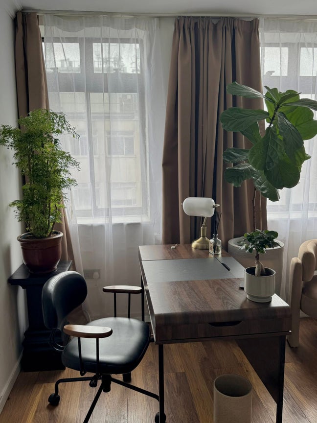 Holiday rental in newly renovated flatshare Main Photo