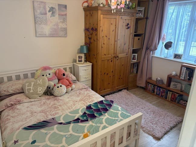3 double rooms available in lovely quiet location Main Photo