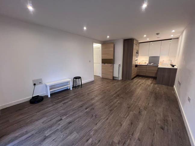 🤩 Luxury 2 bed flat near surrey quay🤩 Main Photo