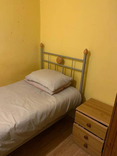 Single Room in a Shared House Main Photo