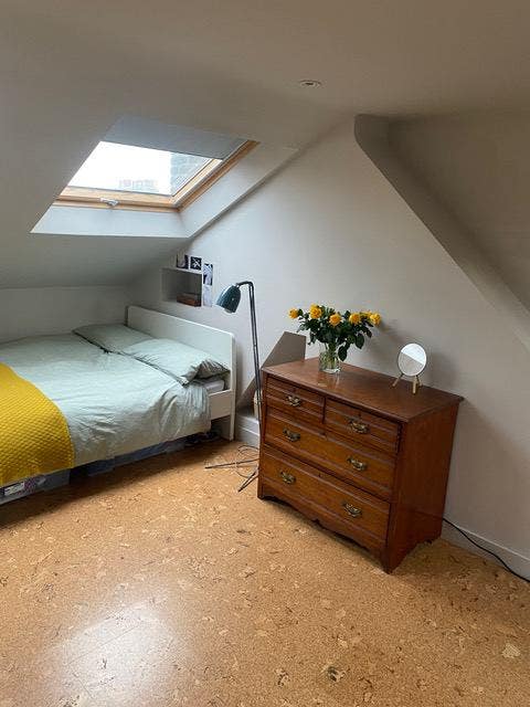 Beautiful large double bedroom Main Photo