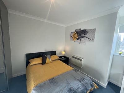 Lovely Double Room in CB4 (5IW3) Main Photo