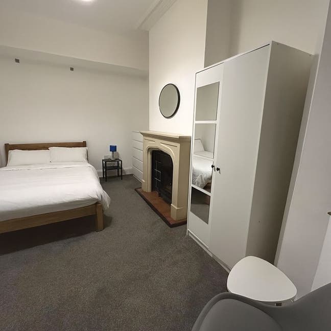 Fully Refurbished 5-Bedroom Shared House in NG15 Main Photo