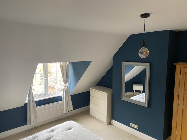 Delightful split level apartment  Main Photo