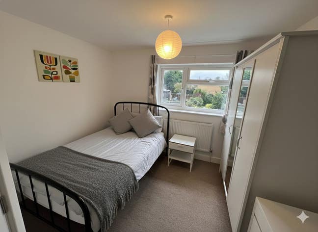 En-Suite Room in CB1 - suitable for couples (39BR) Main Photo