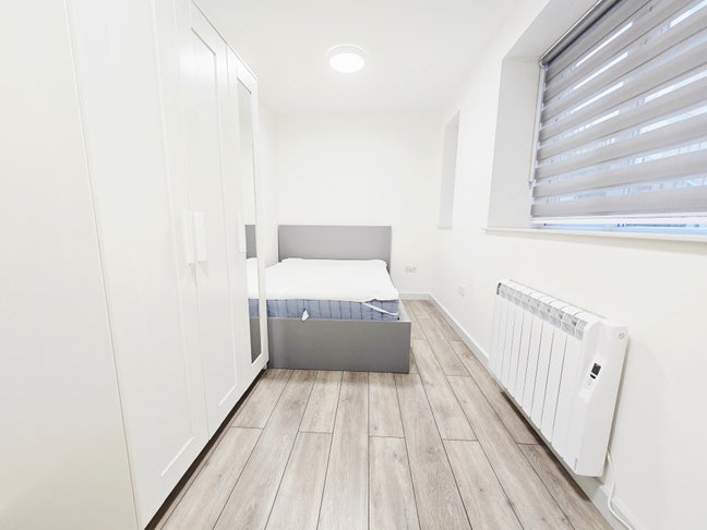 Beautiful 1 bedroom property in clapton  Main Photo