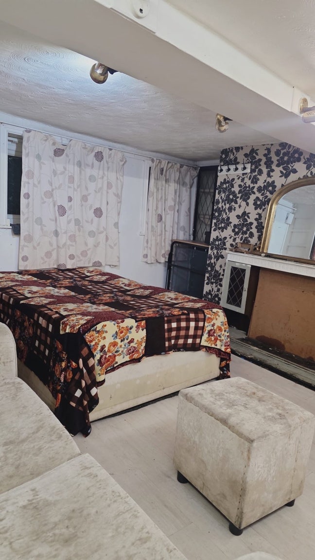 Available room for rent  Main Photo