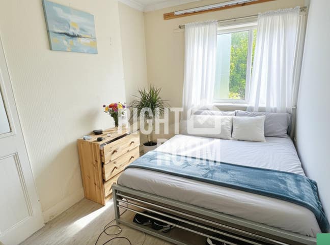 Beautiful Student Rooms | Walking Distance to Uni  Main Photo
