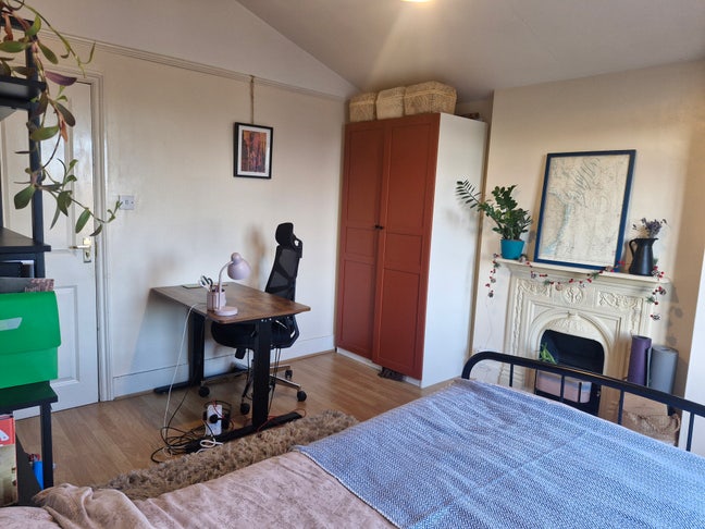 Large Double Room in Crouch End Flatshare Main Photo