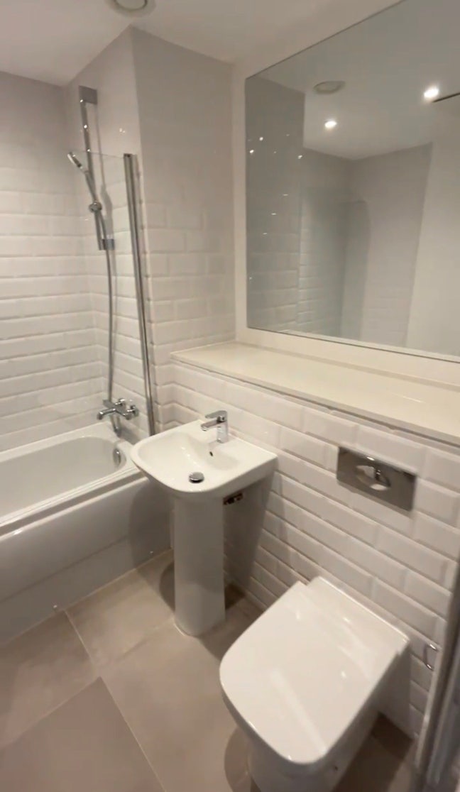 En-suite room  Main Photo