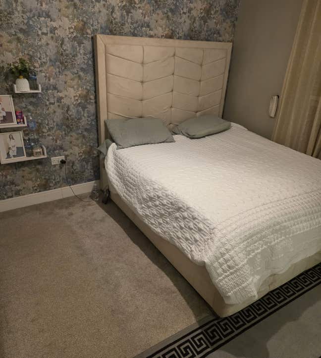 Double room ensuite At erith Main Photo