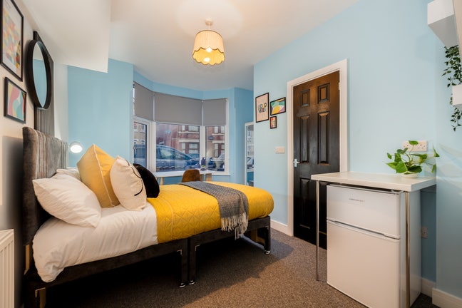 💙Stylish Town Centre Living at a Sweet Price👀💙 Main Photo