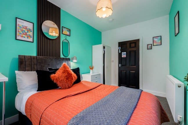 💙Stylish Town Centre Living at a Sweet Price👀💙 Main Photo