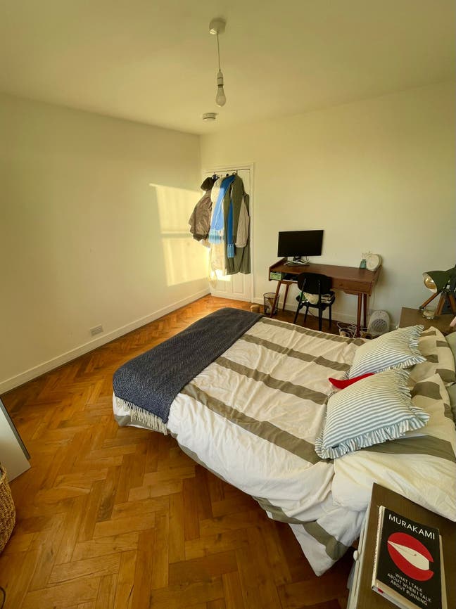 Room in Queen’s Park, NW6 Main Photo