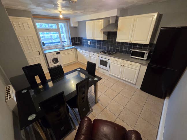 New Flat in Bow Road Near Queen Mary Uni !!! Main Photo