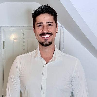 Student Male seeks a single or double room Main Photo