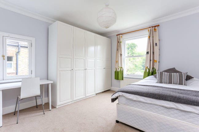 Beautiful Modern House in South Ealing  Main Photo