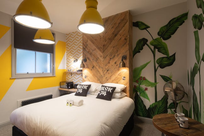 King Or Twin Bedroom En-Suite, Brighton, Bills Inc Main Photo