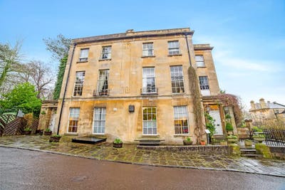 En Suite Room available in a Hotel Main Photo