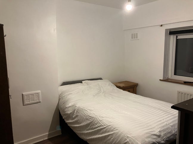 Large Single/Small Double  - Wolverhampton Main Photo