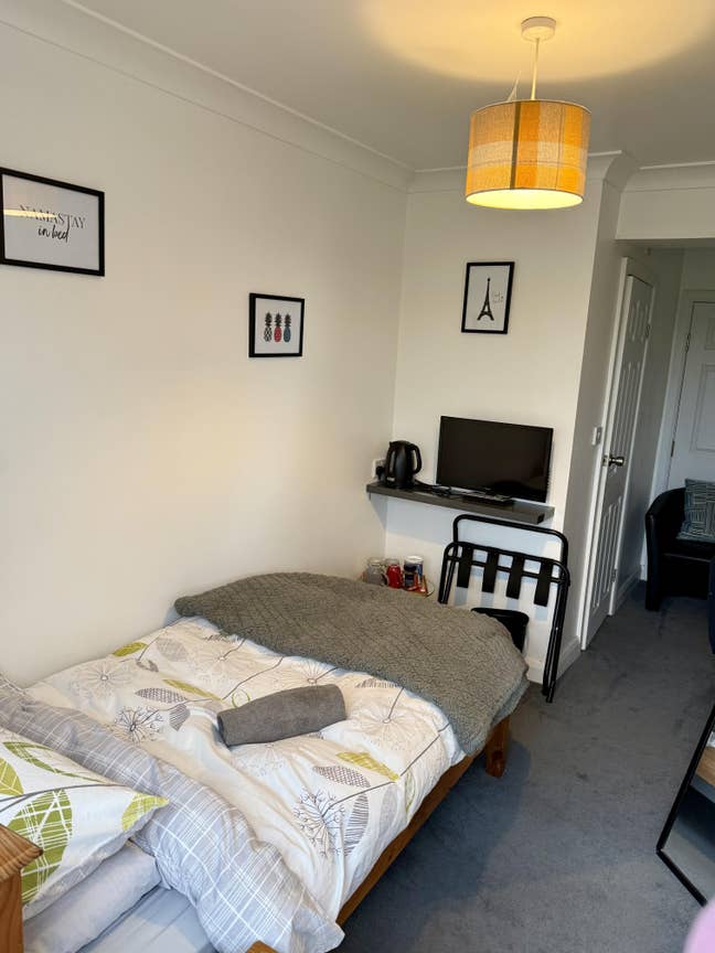 Single En-Suite, Close to Heathrow Main Photo