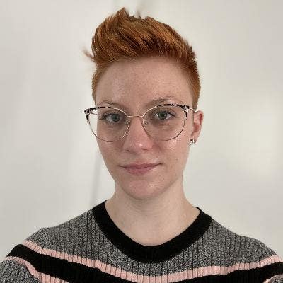 Friendly professional seeking East LDN room  Main Photo