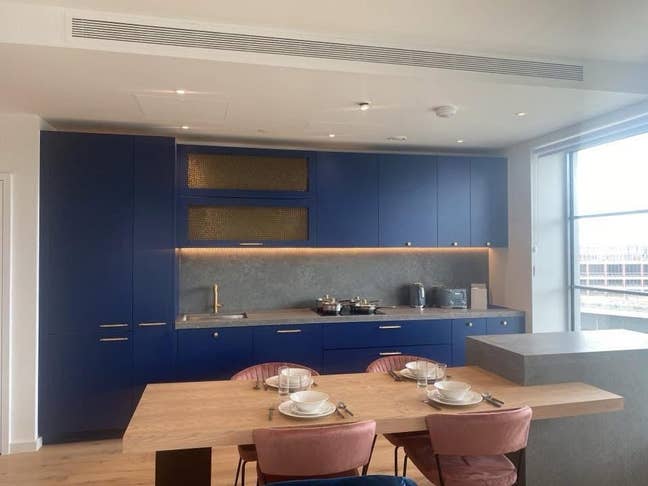 Amazing En-suite for rent in luxurious Area Main Photo