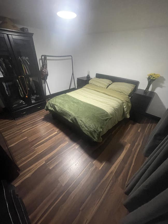 🌟 Modern 2-Bedroom Top Floor Flatshare 🌟 Main Photo