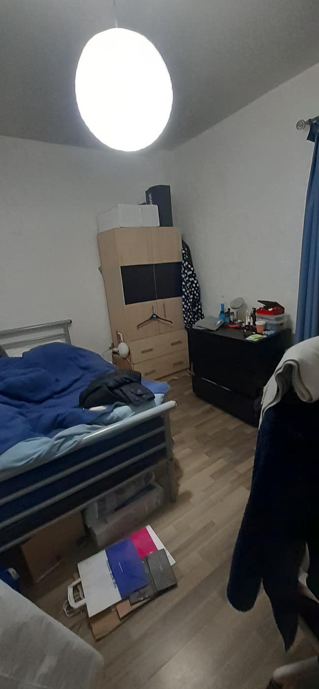 SEMI self contained acc 15min walk London bridge  Main Photo