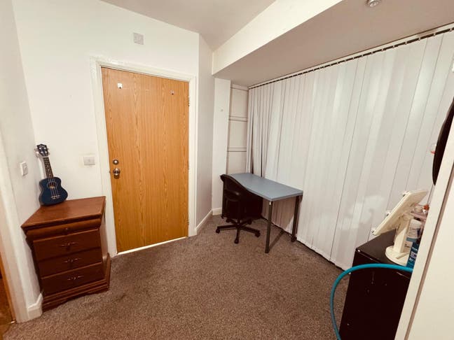  📍  Single  Room  Available  –  M14 Main Photo