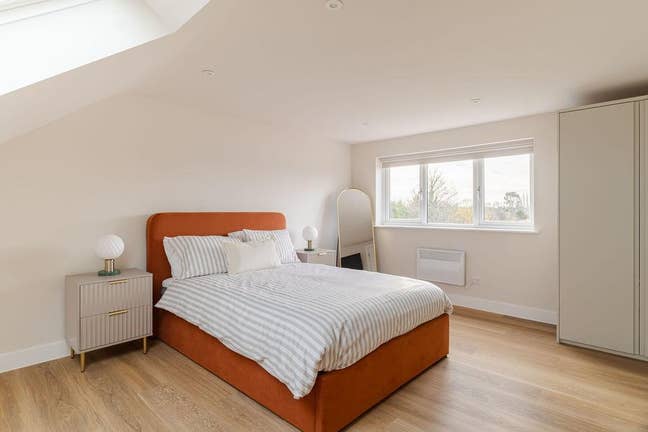 Brand new House Birdwood Road - Great location  Main Photo