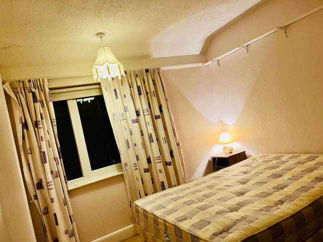 Beautiful Corner House Main Photo