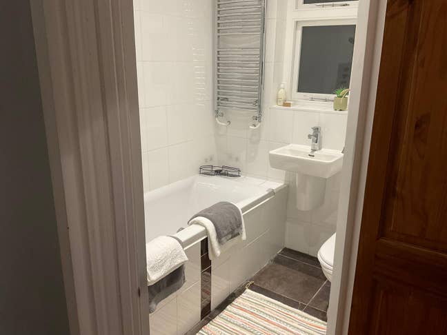 Peaceful Paradise in South East London Main Photo