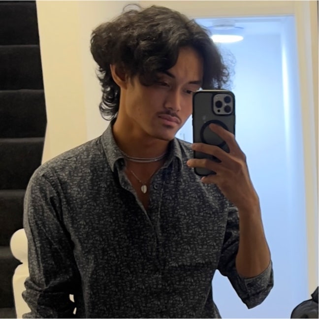 Looking for a room or share a 2 bed property ASAP Main Photo