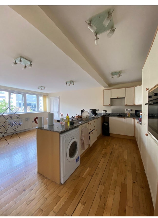 Room to rent in central Newcastle Main Photo