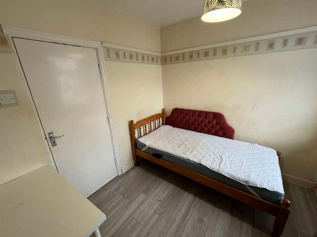 A Warm House for Rent in Filton! Main Photo