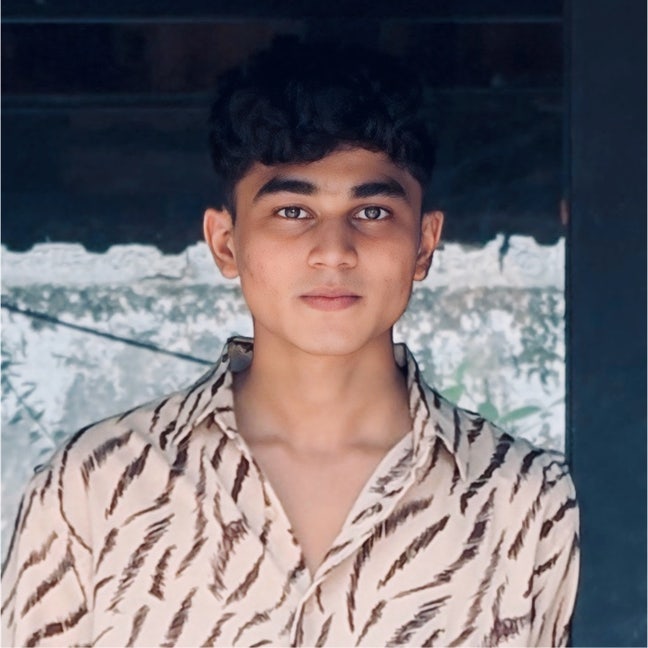 Student Male seeks a single or double room Main Photo