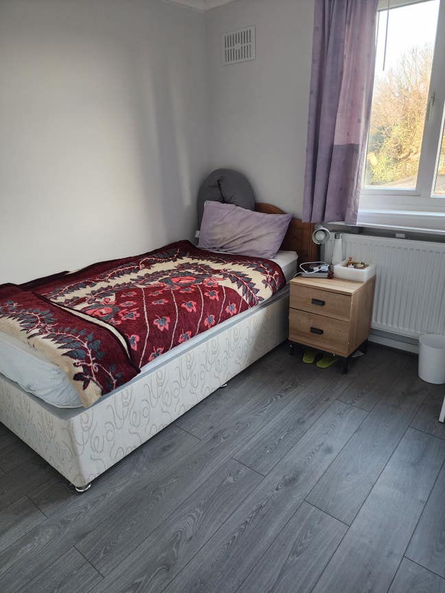 3 bed home Harold Wood (close to Romford)  Main Photo