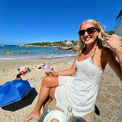 Looking for a room in Bristol with Professionals  Main Photo