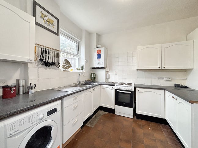 ‼️ Very Large Room | No Deposit ‼️  Main Photo