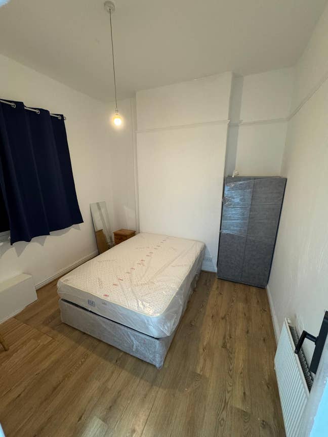 4 Double Room & Single available for rent - L7 0JW Main Photo