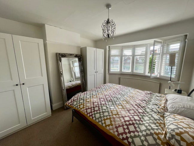 Best Location in Bedford - Large Double Room  Main Photo